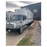 2018 Hino Box Truck with Diesel Engine