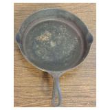 Wapak Hollow Ware Cast Iron Skillet, Size 9