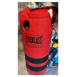 Everlast Heavy Punching Bag with Wood Beam Hanger and Chains