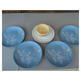 Woodland Cottage Dinner Plates with Additional Pottery