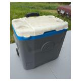 Igloo 28QT Roller Cooler