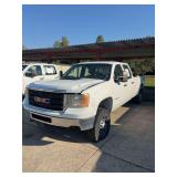 2011 GMC Sierra 2500HD Crew Cab Truck (Has Title)