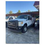 2015 Ford F-250 Super Duty Utility Truck (Has Title)