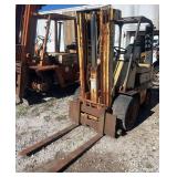 Caterpillar V40C Diesel Forklift