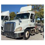 2014 Freightliner Cascadia Tandem Day Cab Tractor