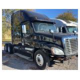 2012 Freightliner Cascadia Tandem Sleeper Tractor