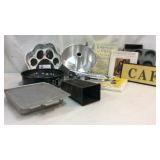 Assortment of Kitchen Items K7B