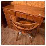 Ethan Allen Nutmeg Maple 4 Drawer Student Desk