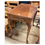 Cherry Queen Anne Tea Table With Slide Out