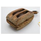 Double Wooden Pulley Block With Rope Loop