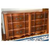 French Provincial Style 6 Drawer Dresser