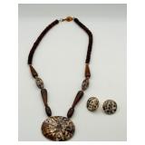 Shell Style Necklace & Matching Earrings