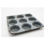 Gray Graniteware Muffin Pan