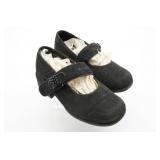 Black Highlights Girlsï¿½ Shoes with Straps