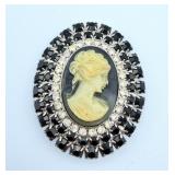 Black & White Resin Cameo No Marks