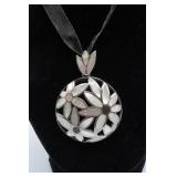 Mother of Pearl Floral Pendant Necklace