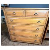 Oak Chest of Drawers