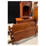 Bedroom Furniture Set
