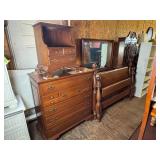 Bedroom Furniture Set