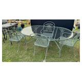Wrought Iron Patio Set w/5 Chairs