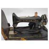 Singer Sewing Machine in Case