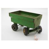 Tonka John Deere Flarebox Wagon