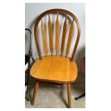 Wooden Windsor Dining Chair