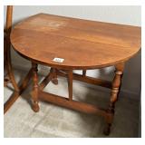 Antique Style Drop Leaf Table