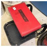 Speedway Series Shop Stool & Creeper