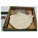 Grasslands Road Boughs of Holly Tidbit Dishes