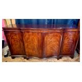 Hepplewhite Style Mahogany Credenza Sideboard