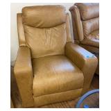 La-Z-Boy Pinnacle Tailored Power Recliner