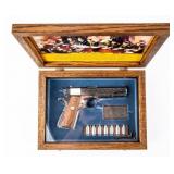 Gun Colt 1911 Semi Auto Handgun .45 ACP Mirror Fin
