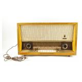 Vintage Grundig Majestic 3165U Radio