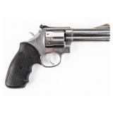Gun Smith & Wesson 686 Revolver Handgun .357 Mag.