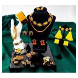 Jewelry Vintage Gold Toned Costume Estate Pieces