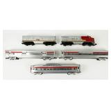 Lot of 5 Lionel Trains: Engine and Rail Cars