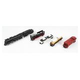 Lot of 11 Lionel Engine & Cars