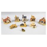 Lot of 9 David Winter Cottages