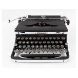 1939 Royal Quiet De Luxe Typewriter