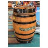 Large Barrel w/ Internal Trash Can
