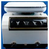 Vintage Electric Toledo Plaskon Scale