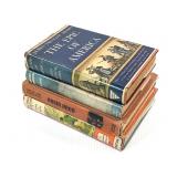 4 Triangle + Story Bks Robin Hood, 3 Musketeers +