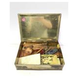 Tin Box With Ratchet Clacker +