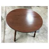 Tell City Round Dining Room Table w Leaf