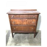 Simple Three Drawer Dresser Turned Front Legs