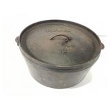 Lg Lodge Cast Iron Lidded Cooking Pot w/ Handle