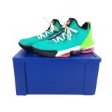 Nike Lebron Low Air Max Trainer LBJ Sz 10