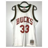 #33 Kareem Abdul-Jabbar NBA Bucks Jersey