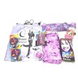 Hannah Montana Snow Globe Pillow Cases Hooks+